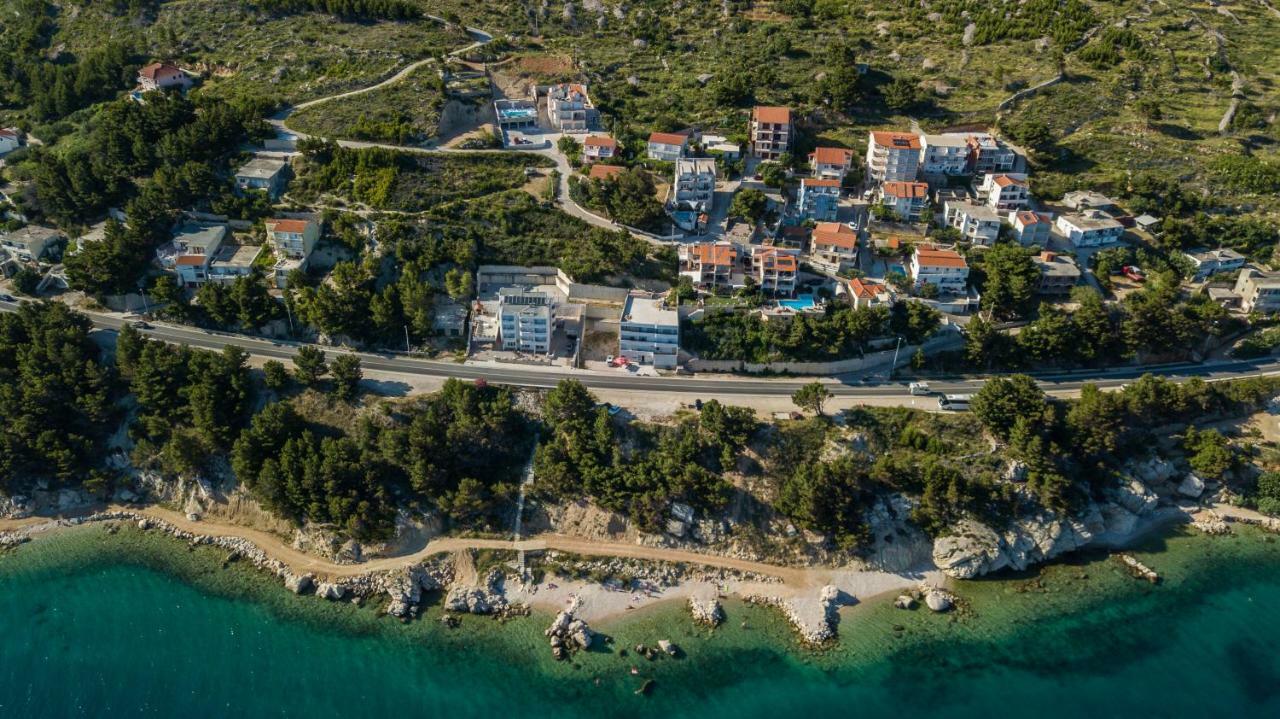 Apartments Pusic Omiš Exteriör bild